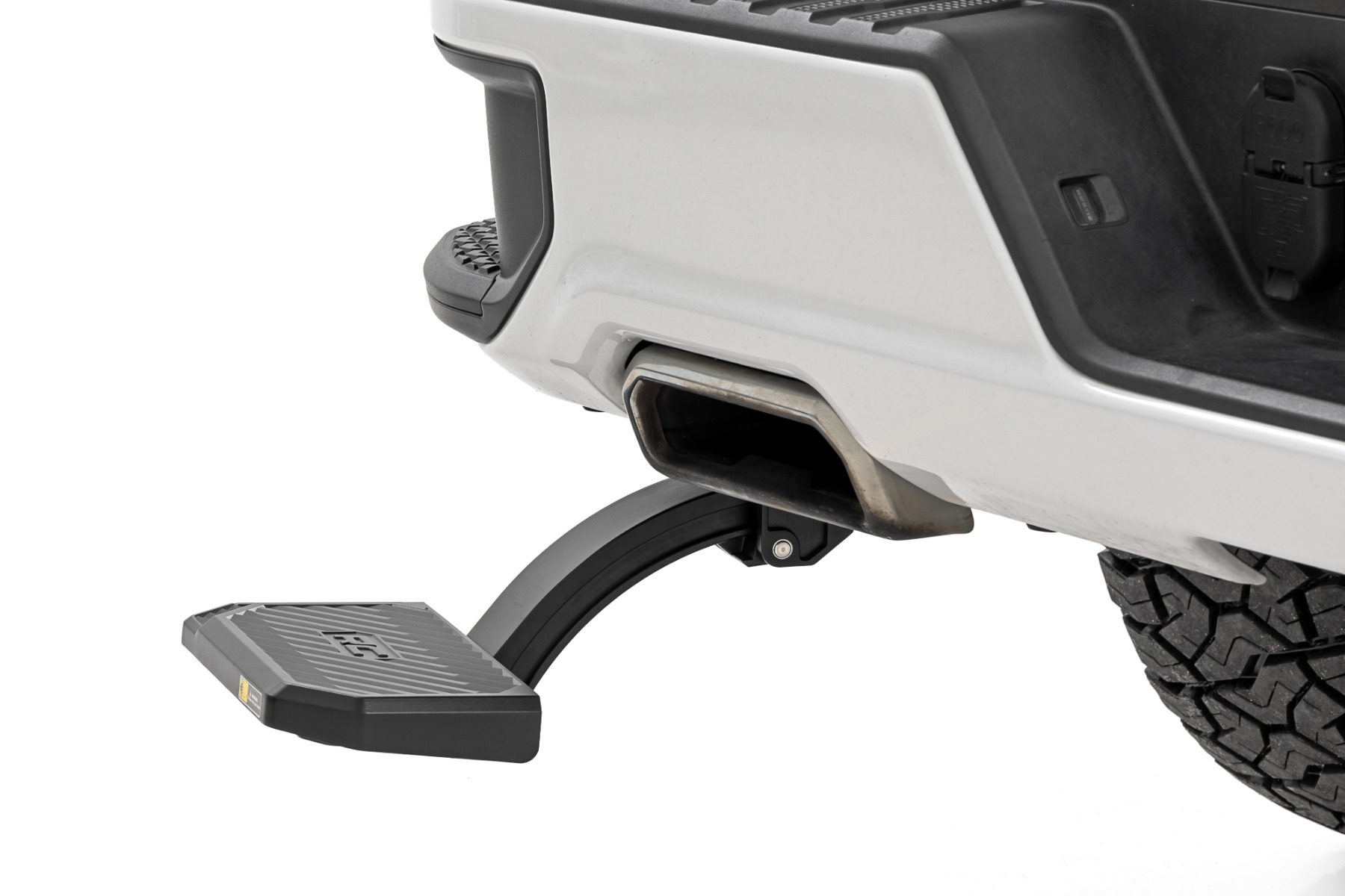 Rough Country Retractable Bed Step — 6-Inch Aluminum, Driver Side
