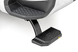 Retractable Bed Step for Silverado & Sierra HD (2020–2025), view 2, Rough Country PW049802
