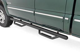 Nerf Steps for Extended Cab Models with 6'7" Bed shown installed, Rough Country RCC9989QCB