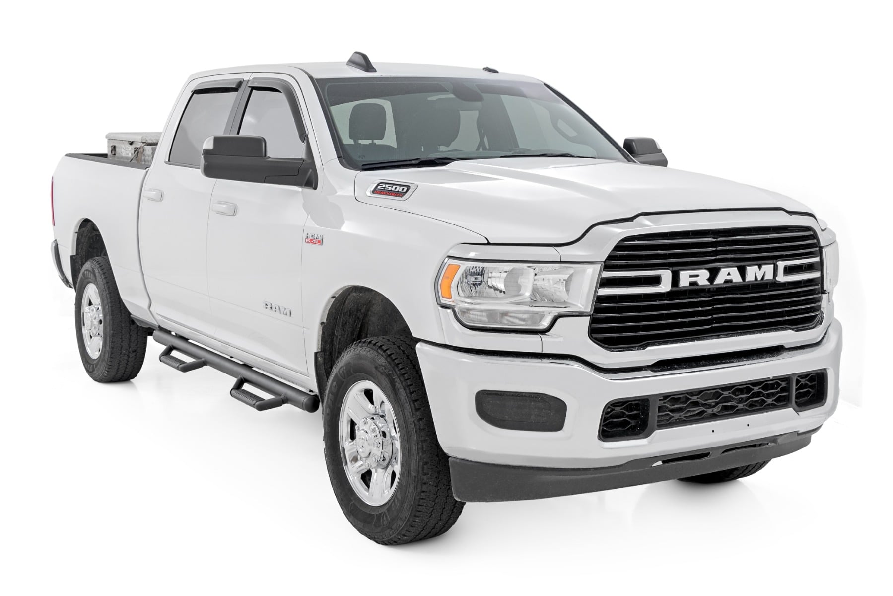 Drop Step Nerf Steps for Crew Cab Trucks — All Bed Sizes, Rough Country RCD2080CCB