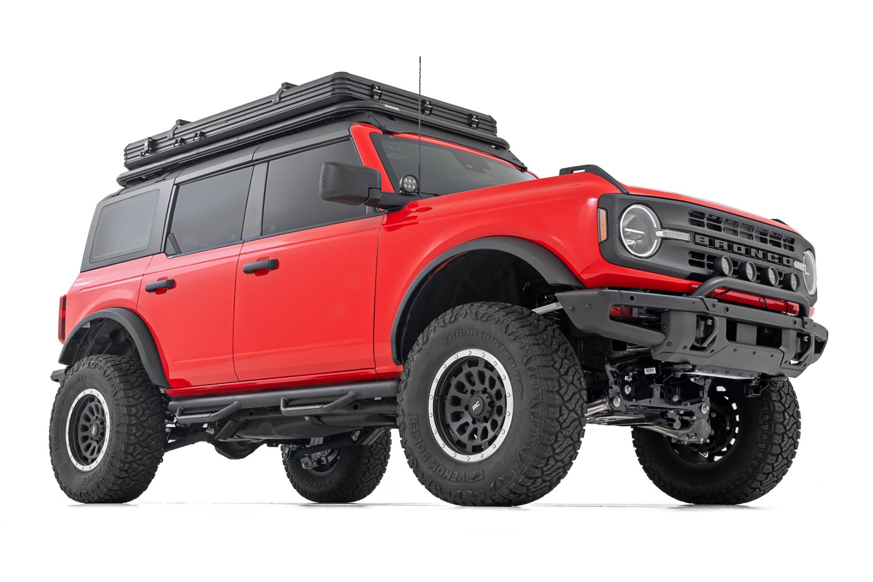 Drop-Step Nerf Steps for 2021–2025 Ford Bronco 4WD (4-Door), Rough Country RCF21584F