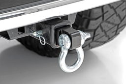 2-Inch Receiver Shackle Mount with 3/4in D-Ring shown installed, Rough Country RS157A
