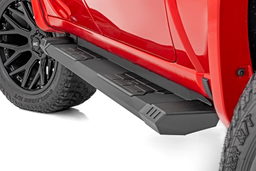 70-Inch HD2 Aluminum Running Boards for Nissan Titan Crew Cab shown installed, Rough Country SRB041785A