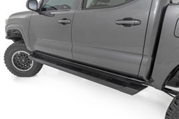 HD2 Aluminum Running Boards for Toyota Tacoma — Rough Country SRB051785A