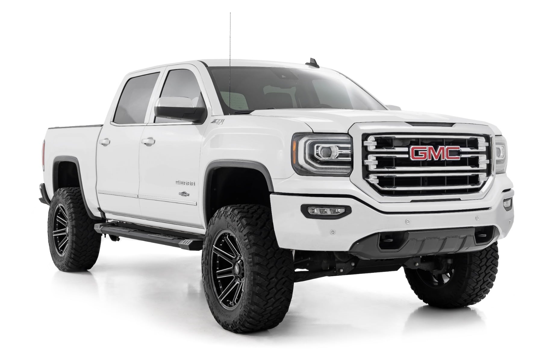 70-Inch HD2 Aluminum Running Boards for Crew Cab Chevy 1500/2500 HD, Rough Country SRB071785A