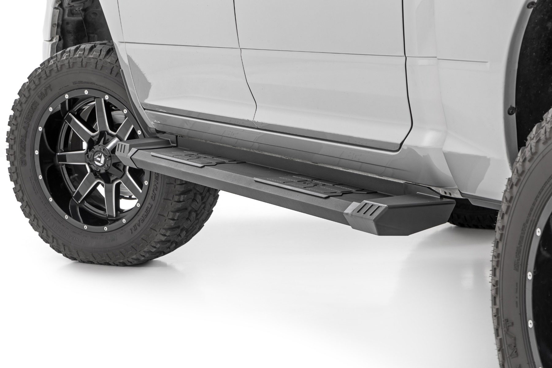 70" HD2 Running Boards for Crew Cab Ram 1500 (09-18) / 2500 (10-18), Rough Country SRB091785A