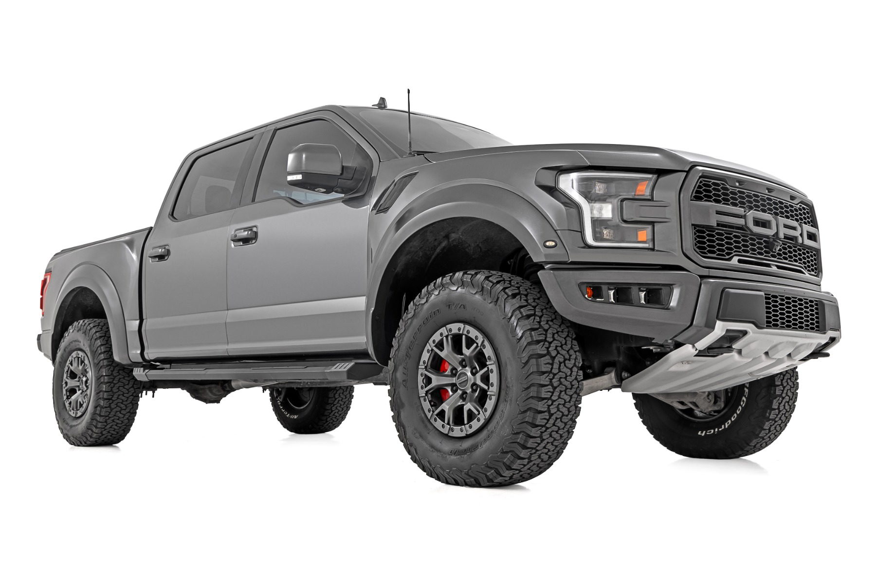 70-Inch HD2 Aluminum Running Boards for Crew Cab Trucks, Rough Country SRB151791A
