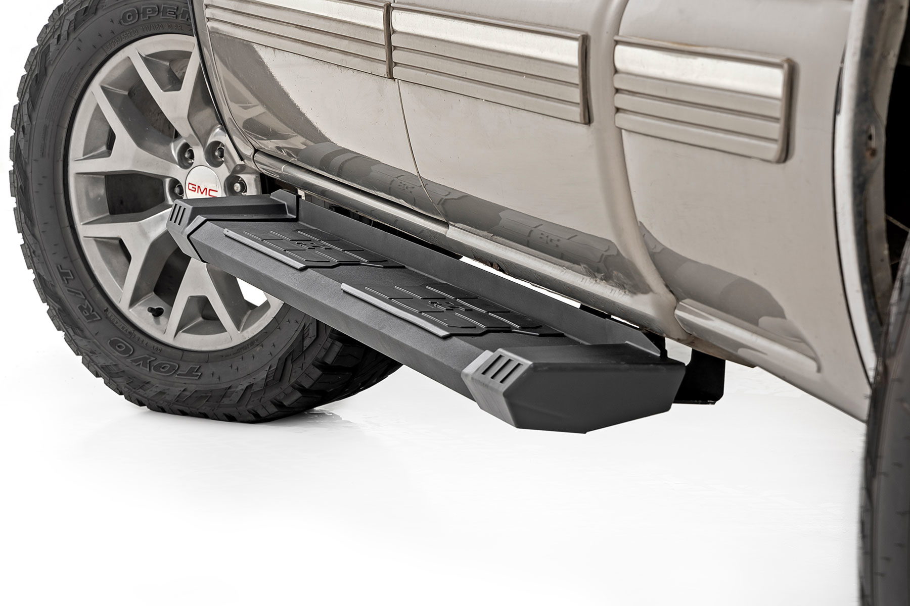62-Inch HD2 Running Boards for Chevy Extended Cab, Rough Country SRB990677A